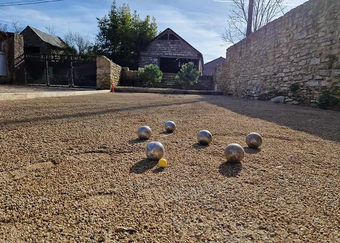 Le Coustouzet - 10 Personnes * Bozouls