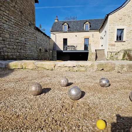 Prázdninový dům Le Coustouzet - 10 Personnes *