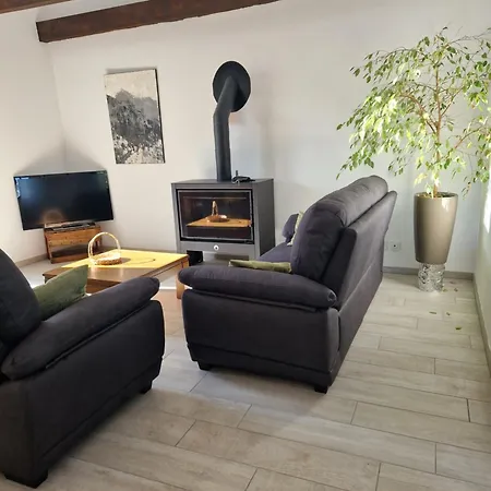 Le Coustouzet - 10 Personnes Vakantiehuis *